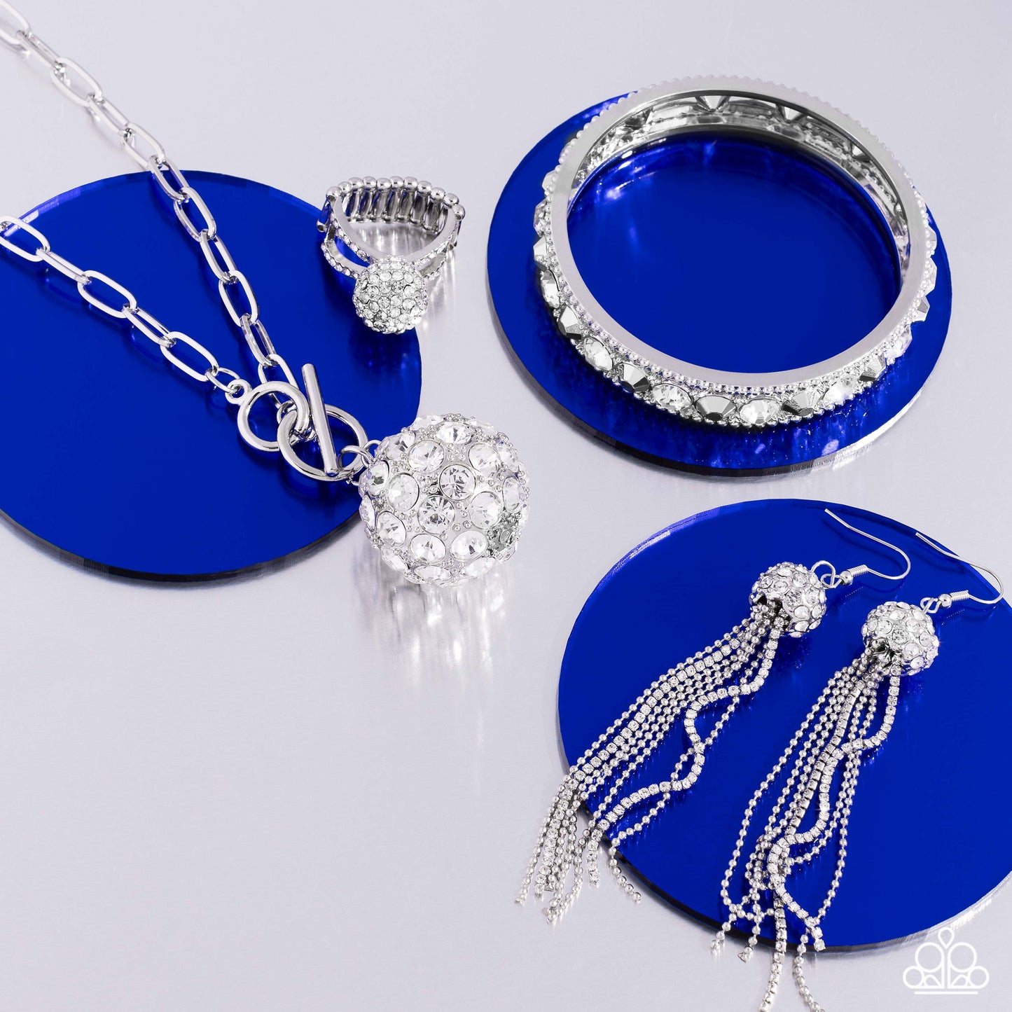 Paparazzi Fashion Fix Set Magnificent Musings Silver Crystal