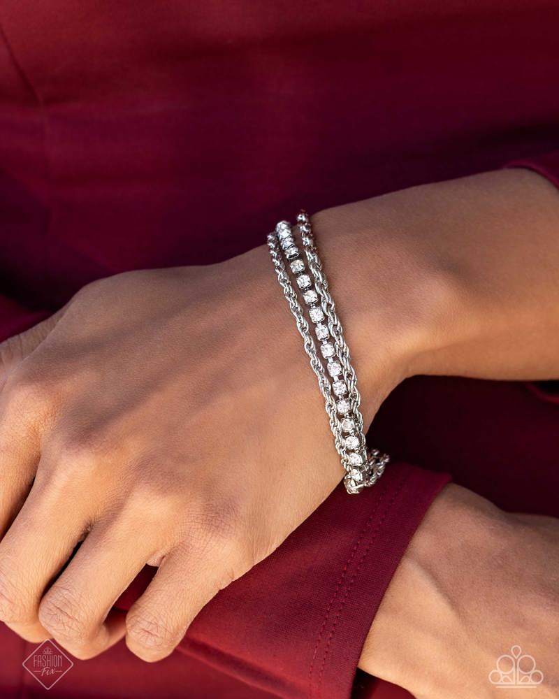Paparazzi Fashion Fix Set Fiercely 5th Avenue Silver Crystal Hearts