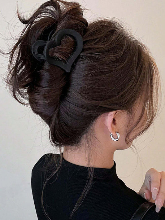 Black Heart Hair Claw