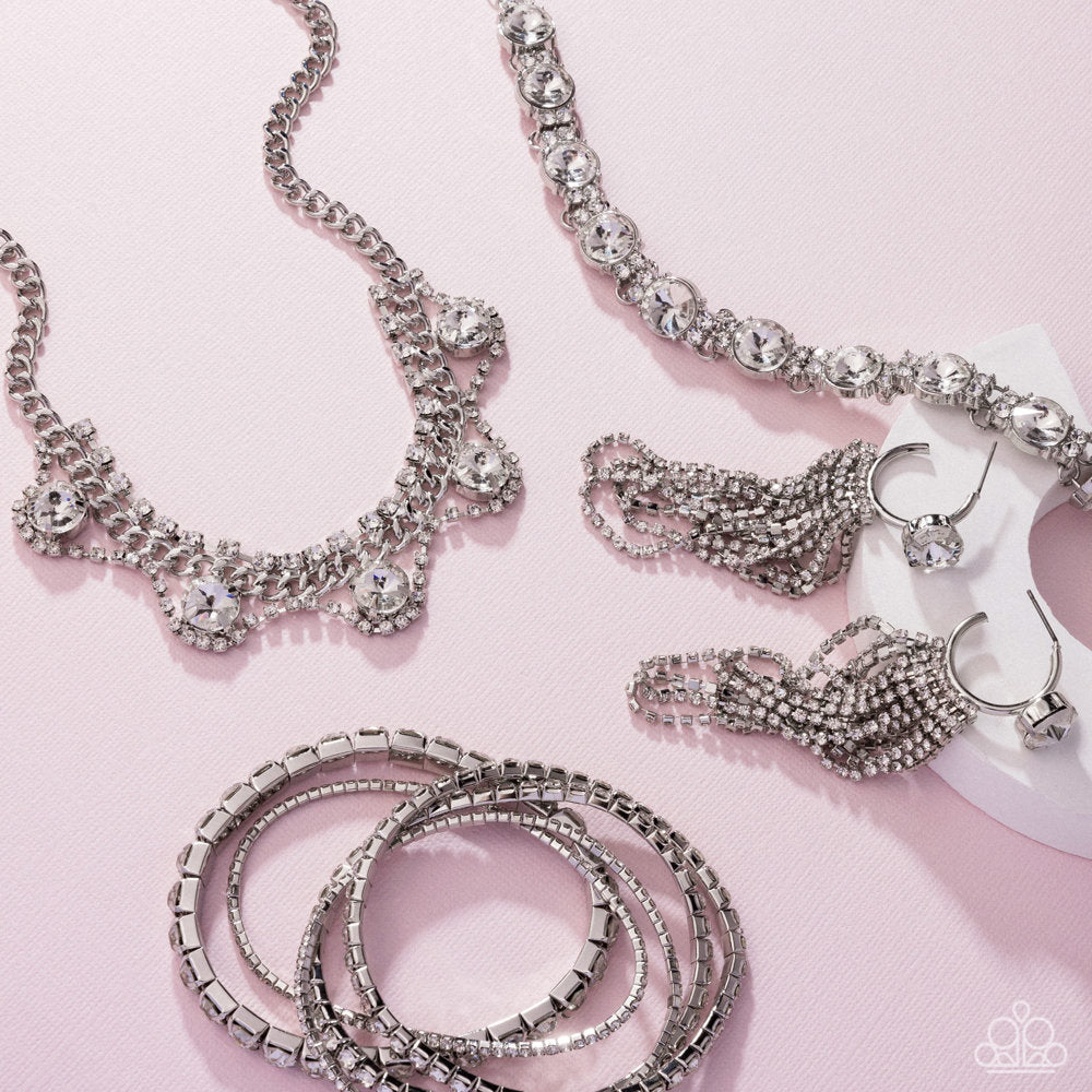 Paparazzi Fashion Fix Set Fiercely 5th Avenue Sliver