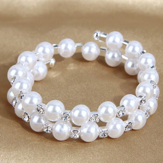 Fashion Multi-layer Pearl Bracelet (White, Silver)